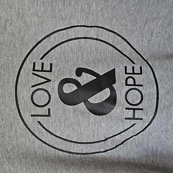 Love & Hope gray long sleeve shirt by Lovecrazy size small - Picture 6 of 6